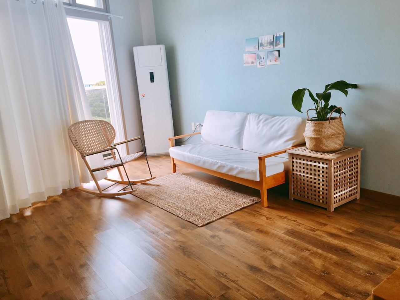 New Heaven Jeju Villa ซอกวีโพ ภายนอก รูปภาพ
